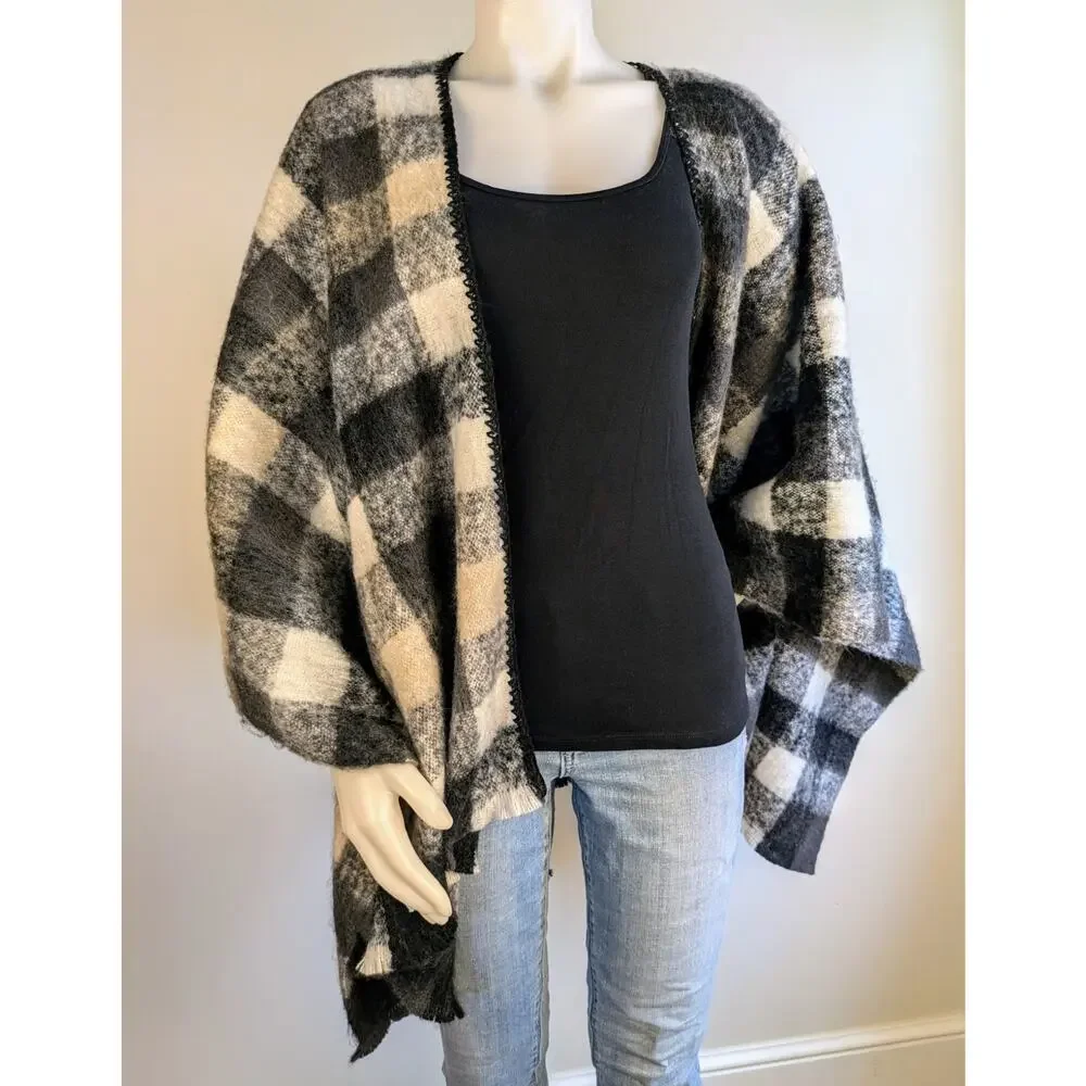Ana Shawl Cape Wrap OS Black Gray White Buffalo Check Fringed Fuzzy Thick NEW